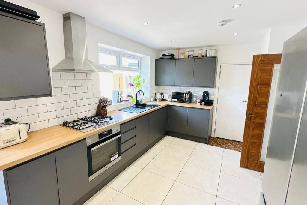 Willa Stunning 3 Bed House Sleeps6 Nottingham Zewnętrze zdjęcie